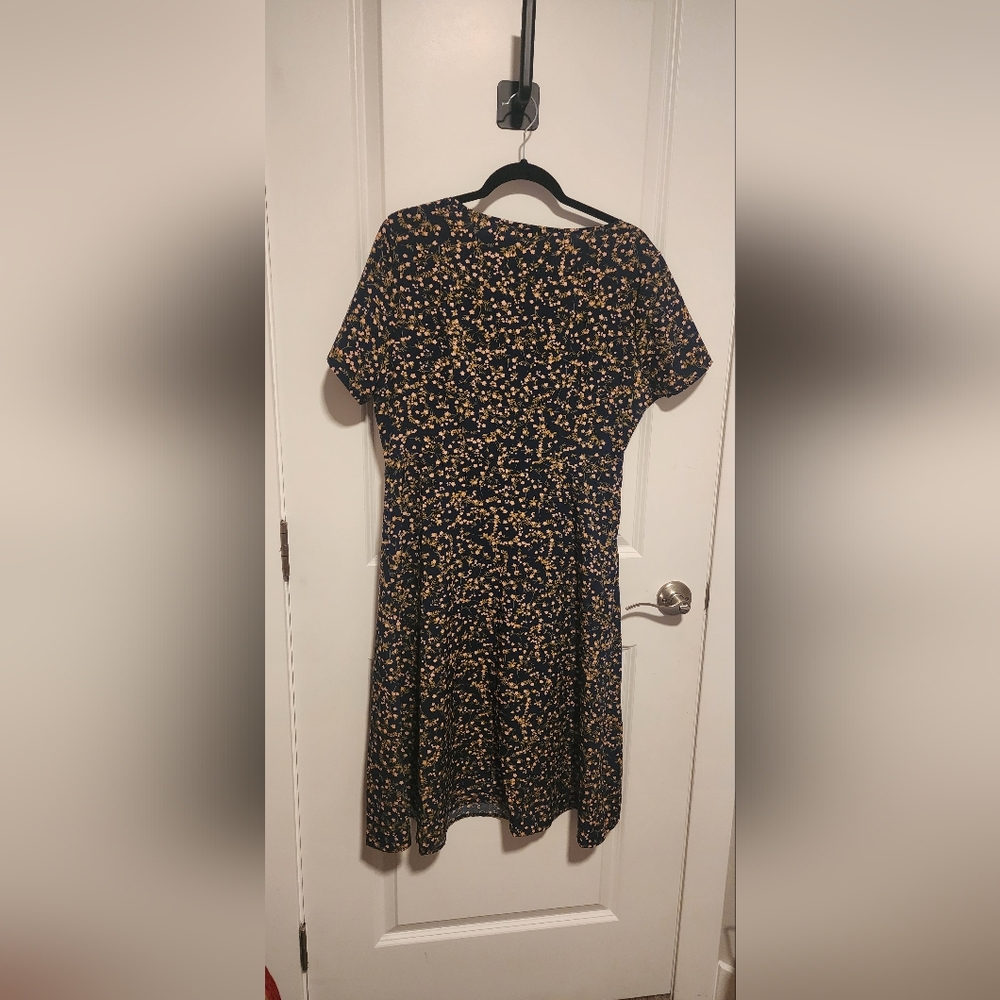 Shein Dress OXL, Black , beige colored flowers